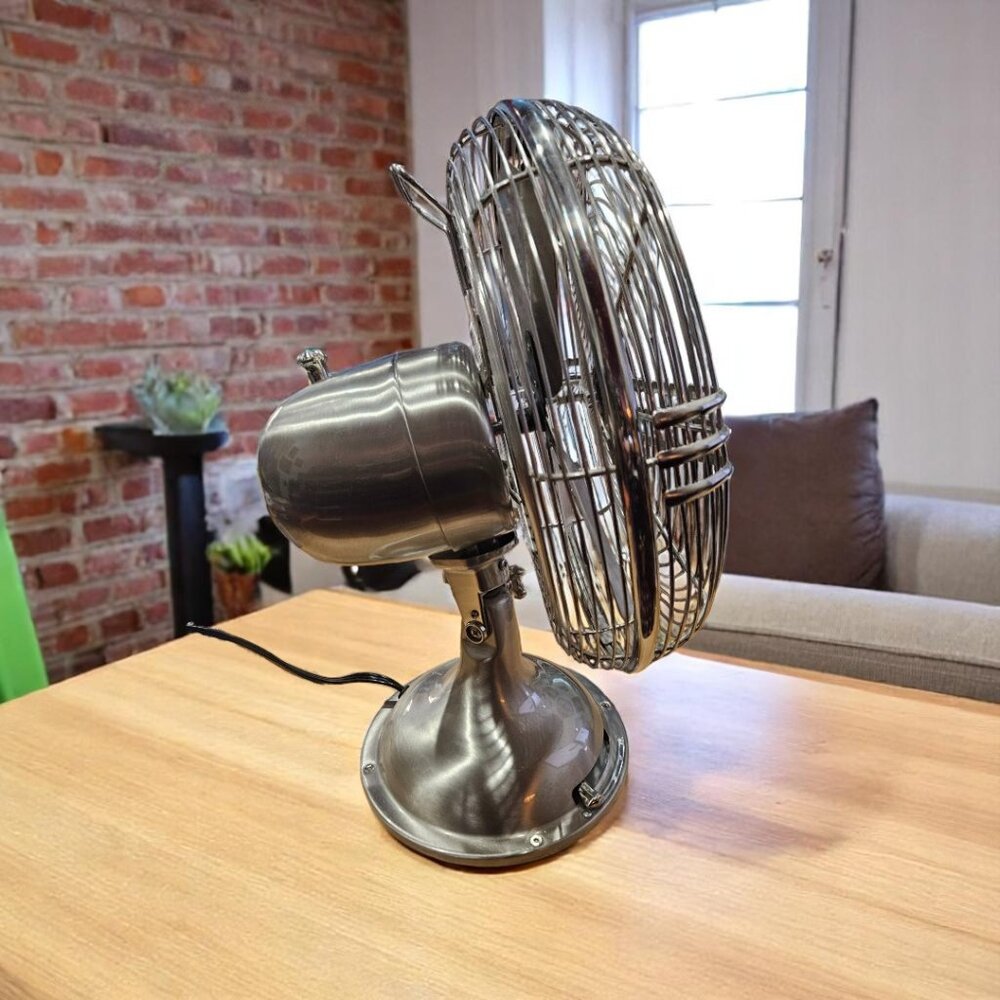 Hunter Model 90408 Chrome 13" Table / Desk Fan - 13" 3-Speed - Retro - Picture 3 of 7